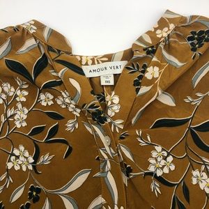 Amour Vert 🌿 Renata Silk Blouse